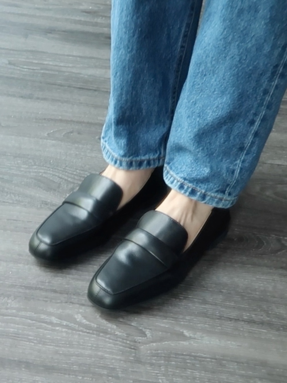 7or9 Black Choc Bread Loafer